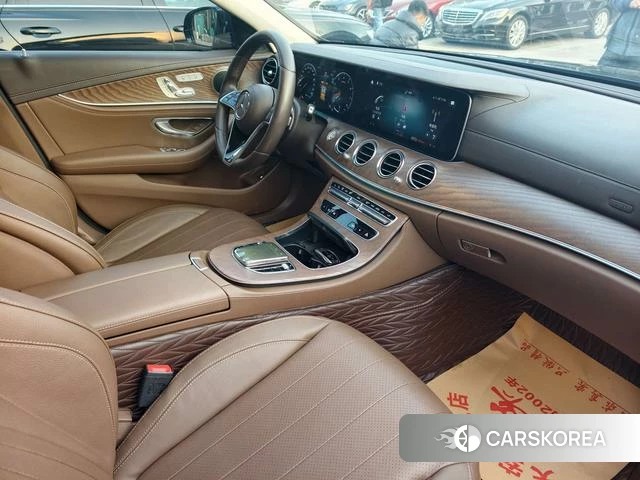 Mercedes-Benz E-class id 4258602 из Китая 20