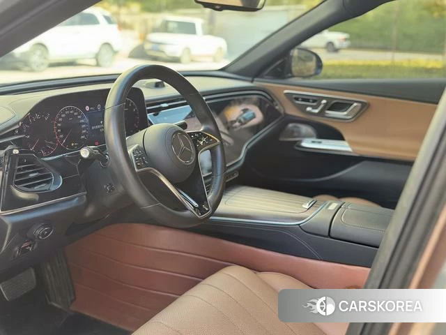Mercedes-Benz E-class id 4279239 из Китая 8