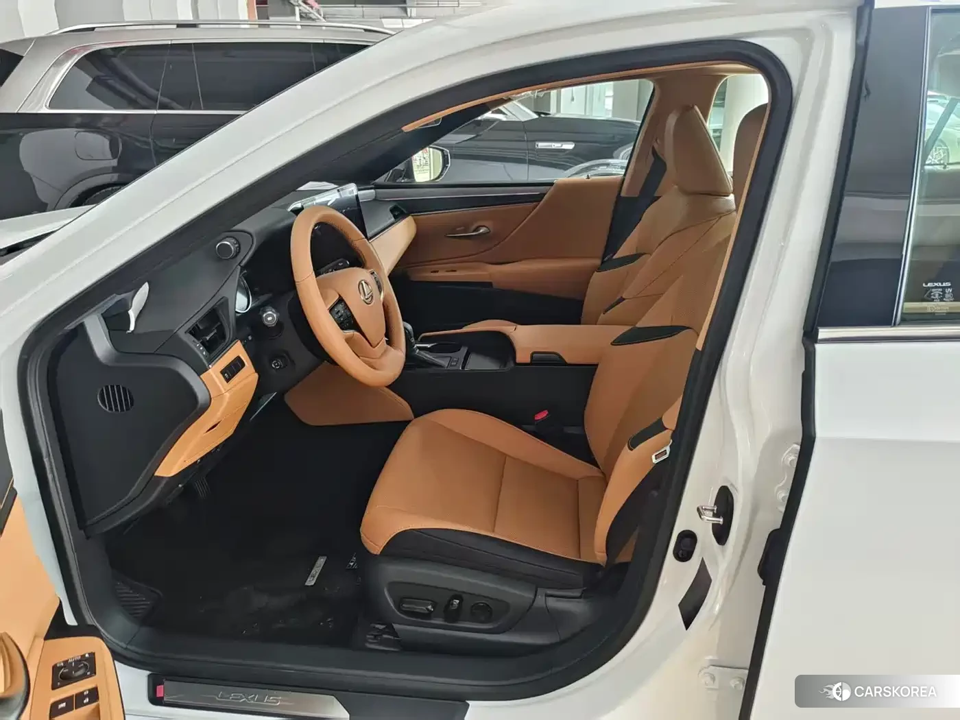 Lexus ES id 4649308 из Китая 8