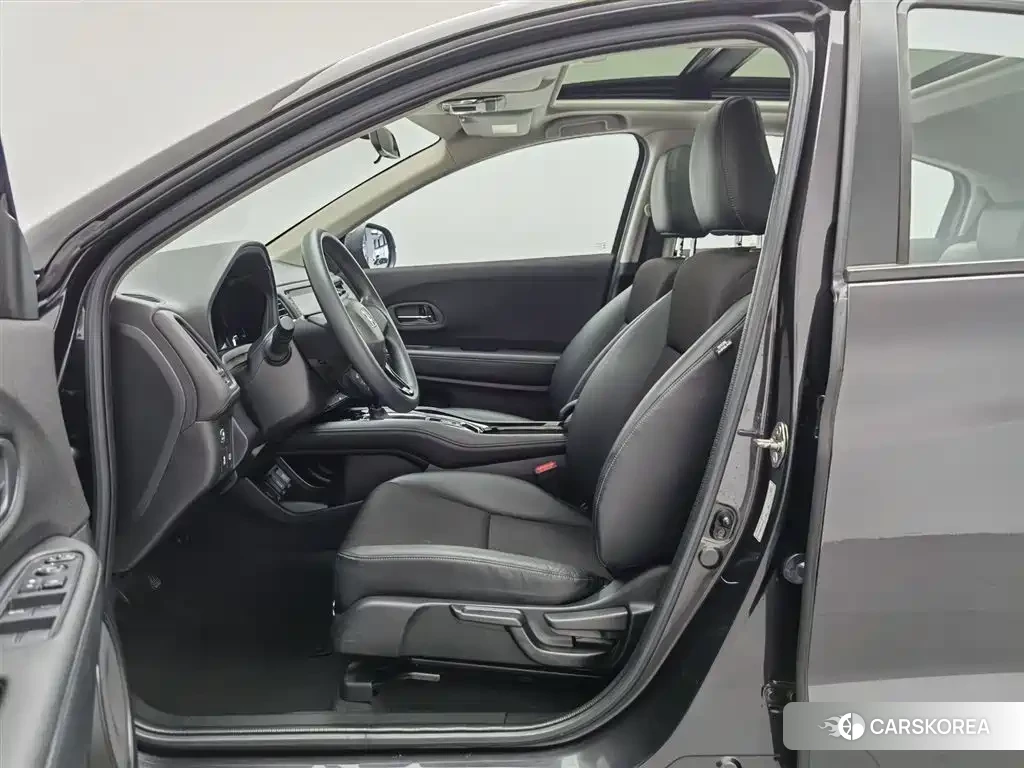 Honda Vezel id 4547302 из Китая 22