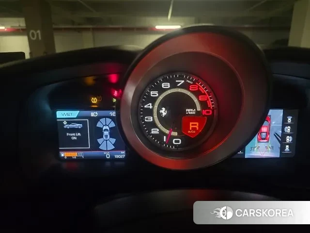 Ferrari F8 Tributo id 3509426 из Кореи 8