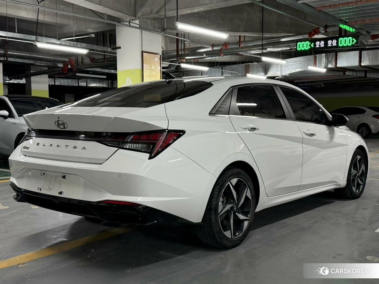 Hyundai Elantra id 4510529 из Китая 13