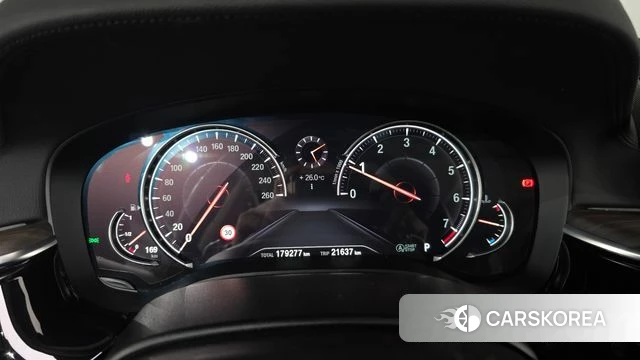 BMW 5 Series (G30) id 4596064 из Кореи 18