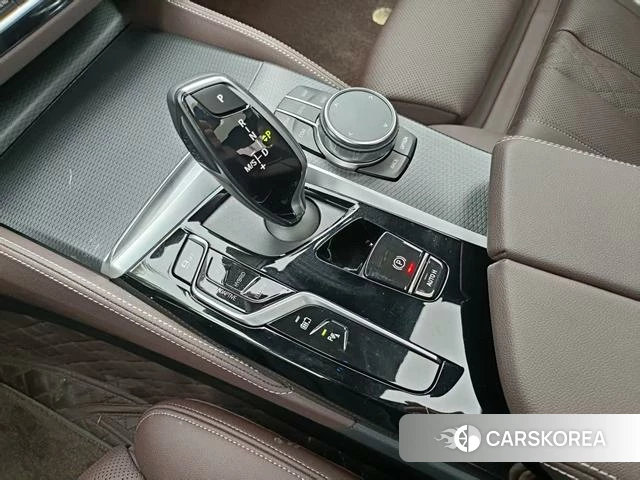 BMW 5 series PHEV id 4260595 из Китая 12