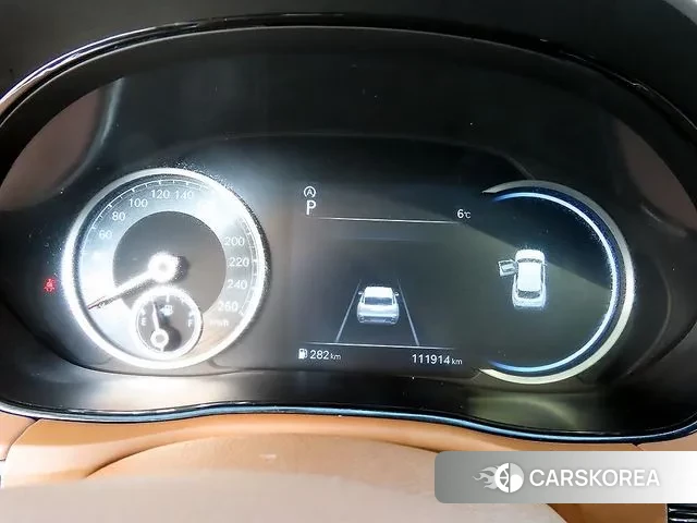 Genesis GV70 id 3702599 из Кореи 18