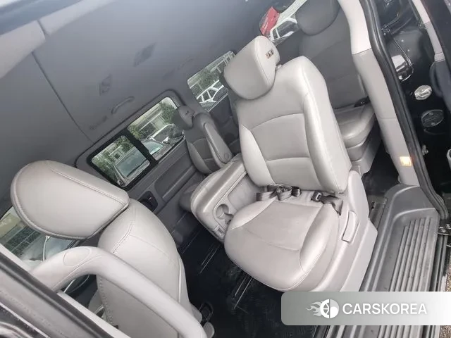 Hyundai The New Grand Starex id 3380326 из Кореи 18