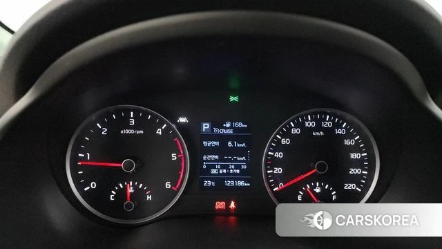 Kia Stonic id 4596468 из Кореи 29
