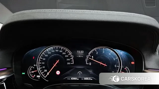 BMW 5 Series (G30) id 3045562 из Кореи 18