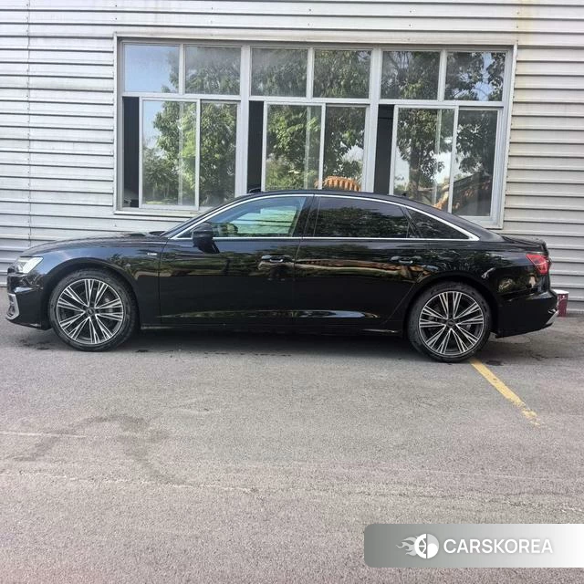 Audi A6L id 4300468 из Китая 9