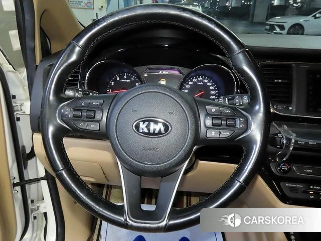 Kia The New Carnival id 4900523 из Кореи 18