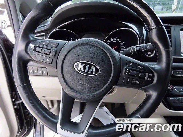 Kia The New Carnival id 2924823 из Кореи 18