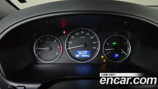 Hyundai The New Grand Starex id 2631881 из Кореи 18