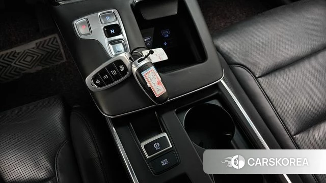Hyundai The New Grandeur IG Hybrid id 4303936 из Кореи 34