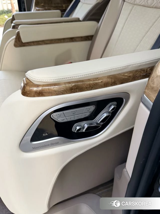 Mercedes-Benz V-class id 4263641 из Китая 17
