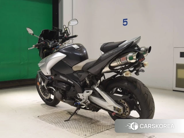 Suzuki GSX 1300 BK (B-KING) id 4347773 из Японии 8
