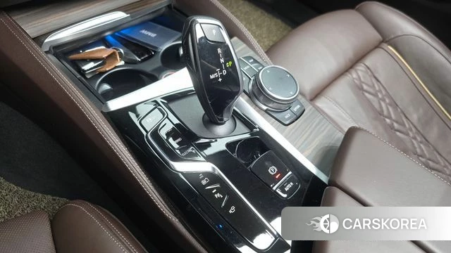 BMW 5 Series (G30) id 4267355 из Кореи 30