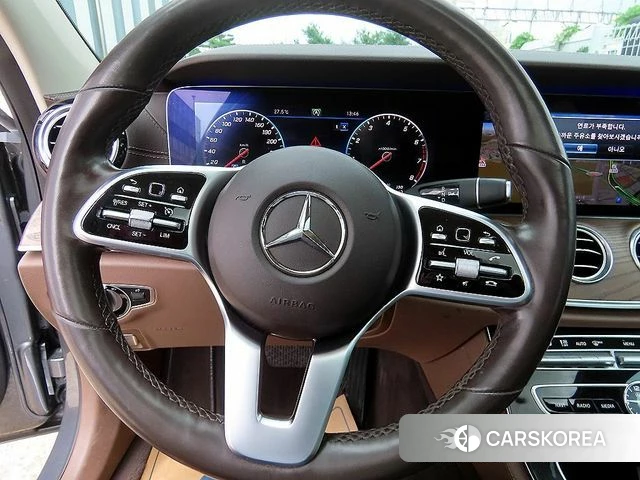 Mercedes-Benz E-Class W213 id 4600097 из Кореи 18