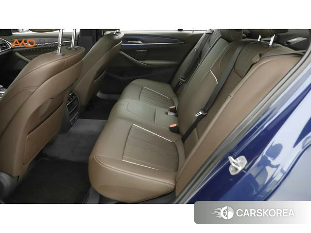 BMW 5 series PHEV id 3783018 из Китая 8