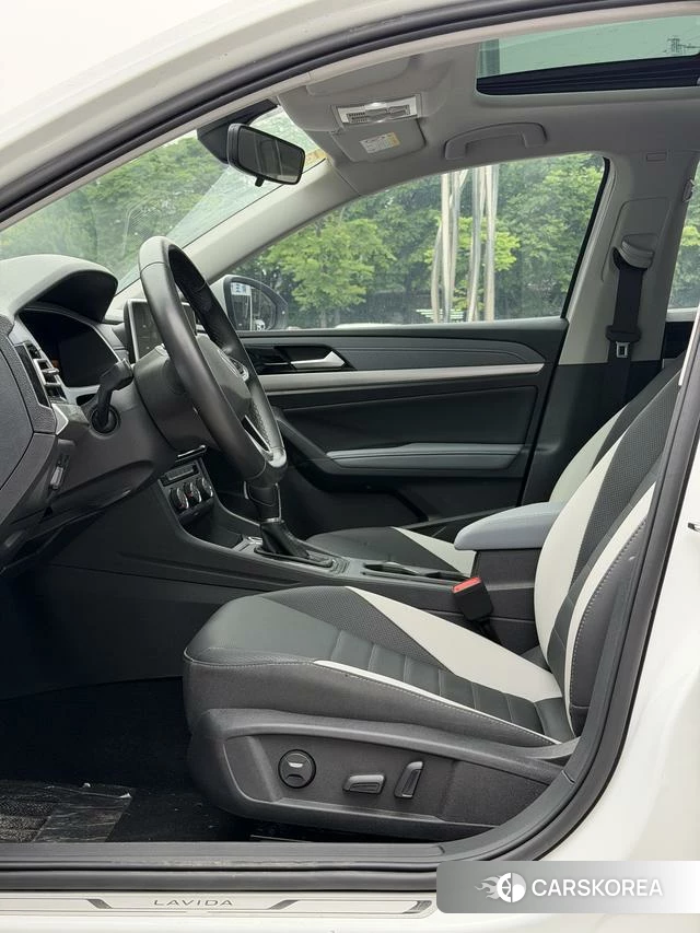 Volkswagen Lavida id 4300035 из Китая 12