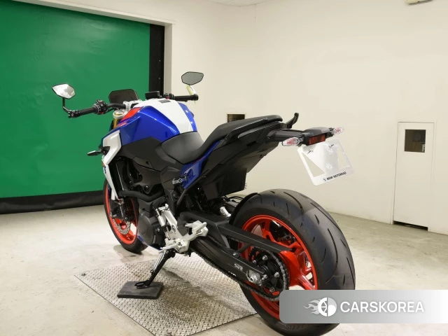 BMW F900R id 4367875 из Японии 8