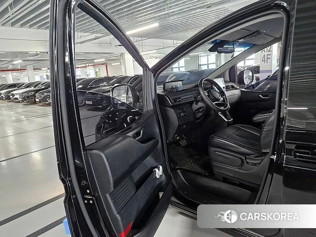 Hyundai Staria id 4631776 из Кореи 18