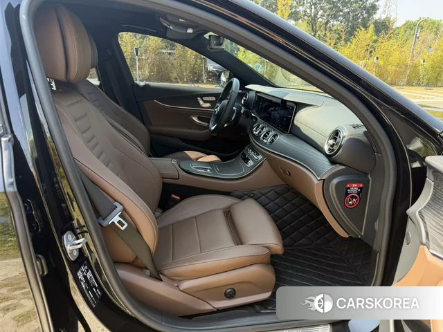 Mercedes-Benz E-class id 4274077 из Китая 15