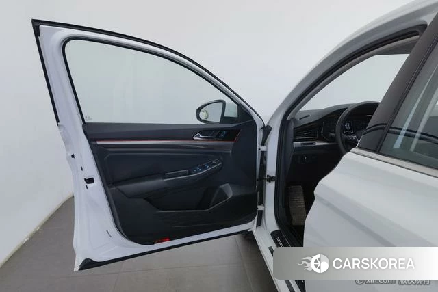 Volkswagen Bora id 4276315 из Китая 22