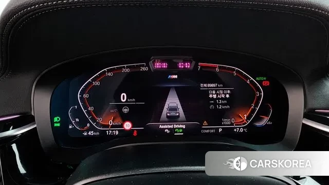 BMW 5 Series (G30) id 3712447 из Кореи 18