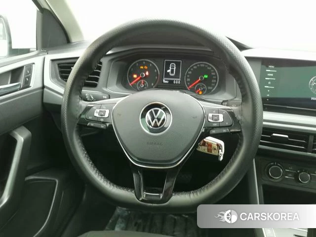 Volkswagen Polo id 4275383 из Китая 23