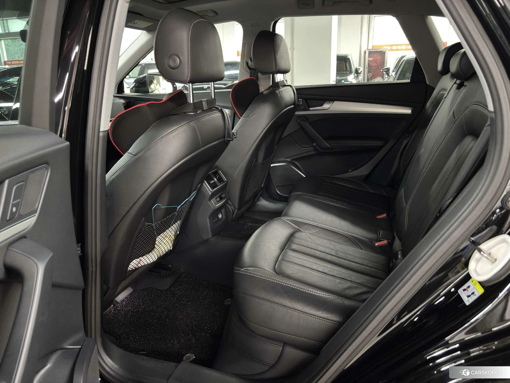 Audi Q5L id 4485366 из Китая 9