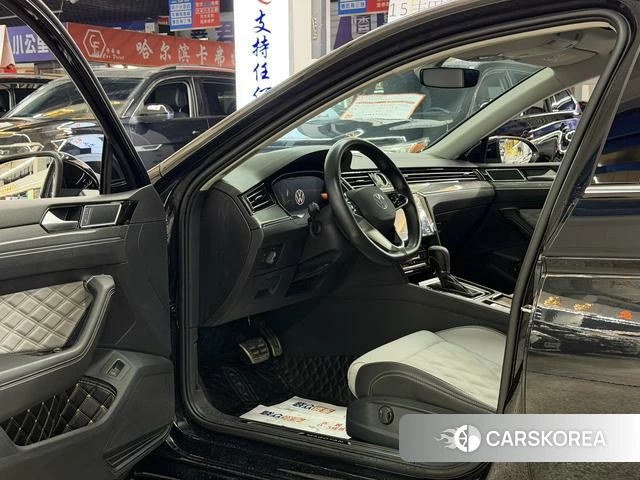 Volkswagen Magotan id 4353626 из Китая 8