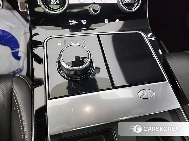 Land Rover Range Rover Velar id 3682707 из Кореи 18