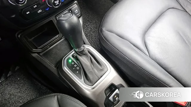 Jeep Renegade id 3630661 из Кореи 18