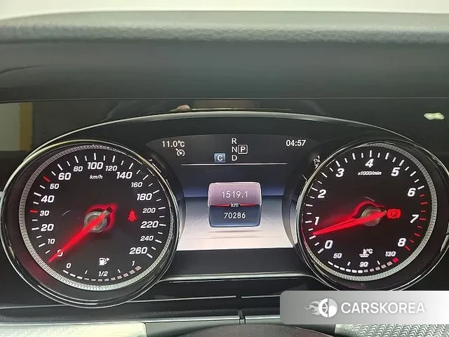 Mercedes-Benz E-Class W213 id 3646745 из Кореи 17