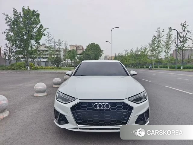 Audi A4L id 4306859 из Китая 8