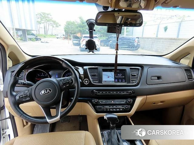 Kia The New Carnival id 4378064 из Кореи 18