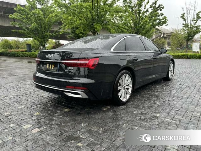 Audi A6L id 4313545 из Китая 8