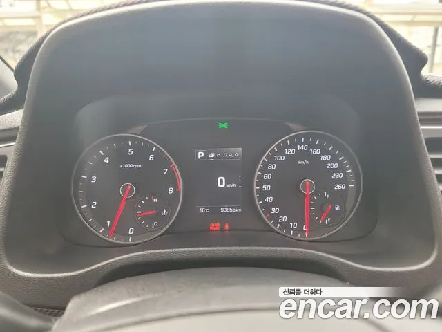 Hyundai Avante AD id 2316703 из Кореи 18