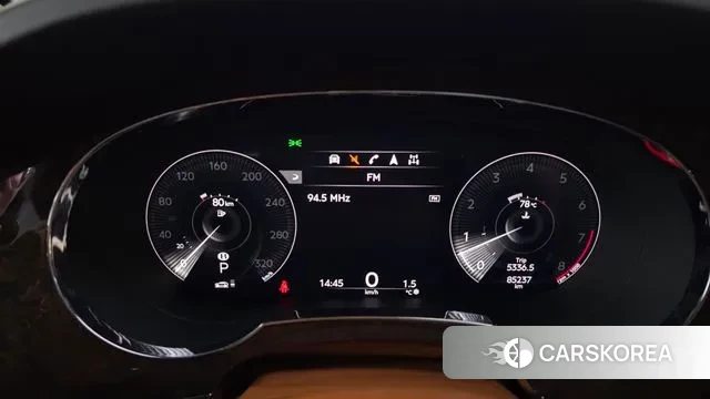 Bentley Bentayga id 3712722 из Кореи 18