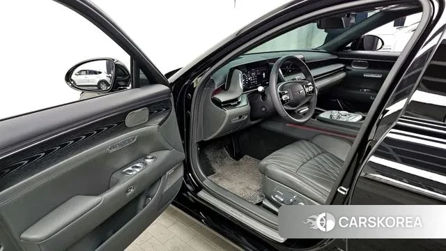 Genesis G90 (RS4) id 3533436 из Кореи 18