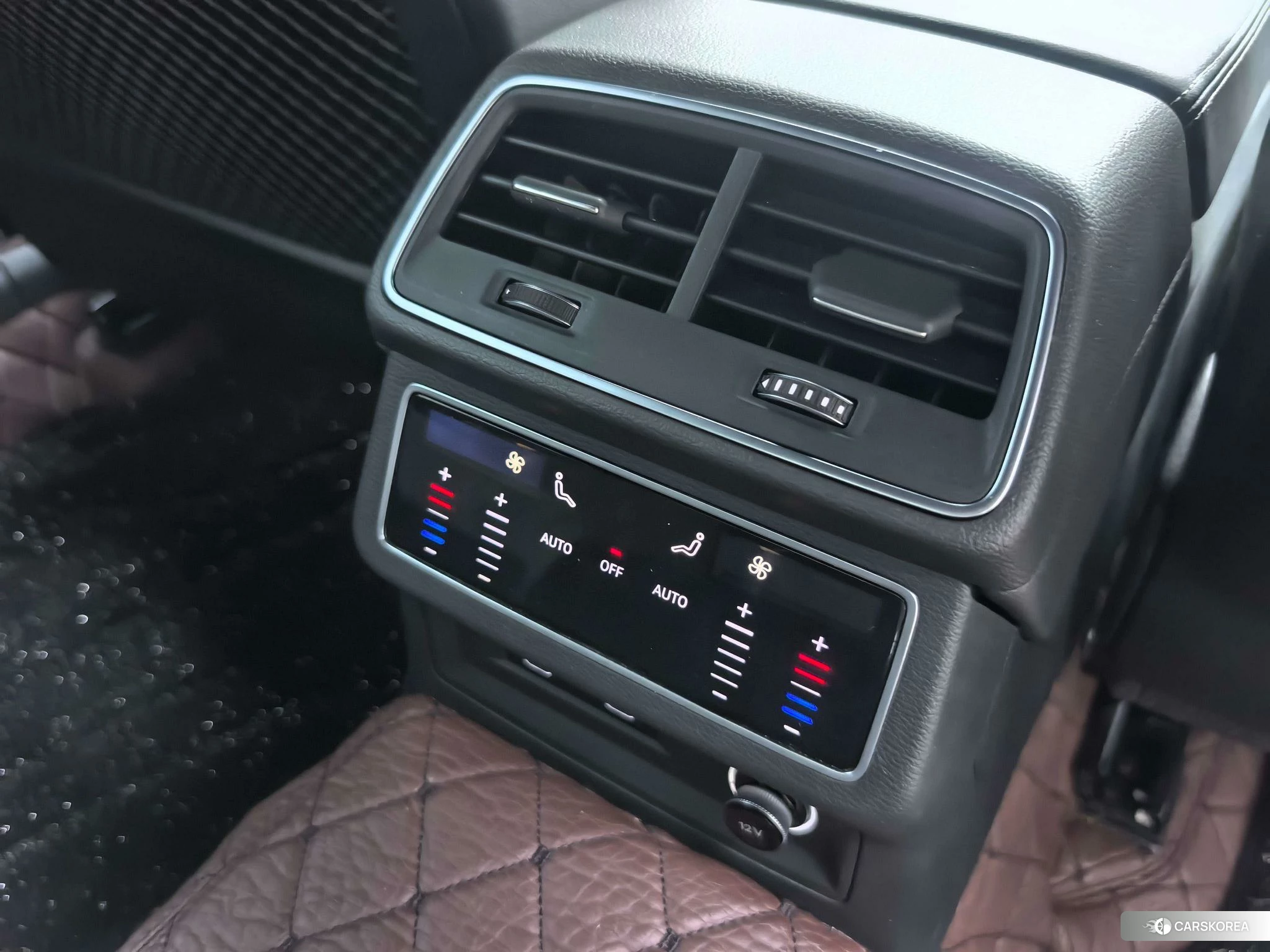Audi A6L id 4461325 из Китая 13