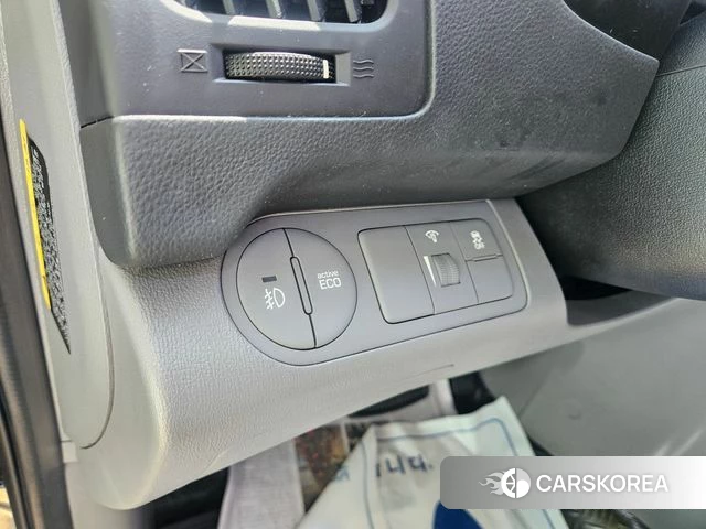 Hyundai The New Grand Starex id 4246297 из Кореи 18