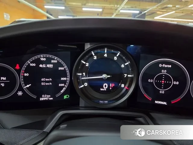 Porsche 911(992) id 3519377 из Кореи 18