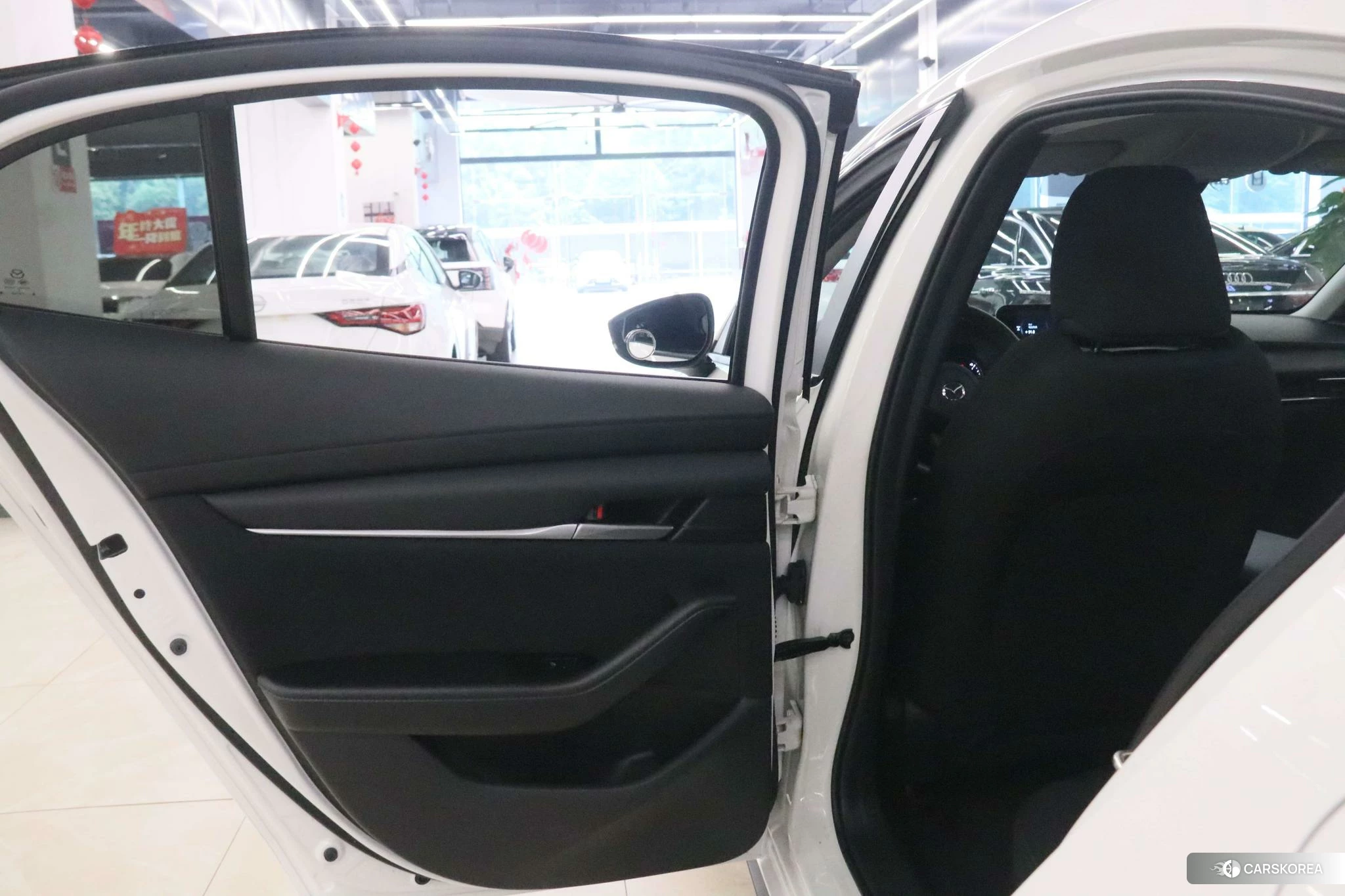 Mazda 3 id 4513483 из Китая 18