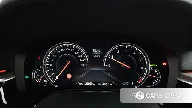 BMW 5 Series (G30) id 4397905 из Кореи 18