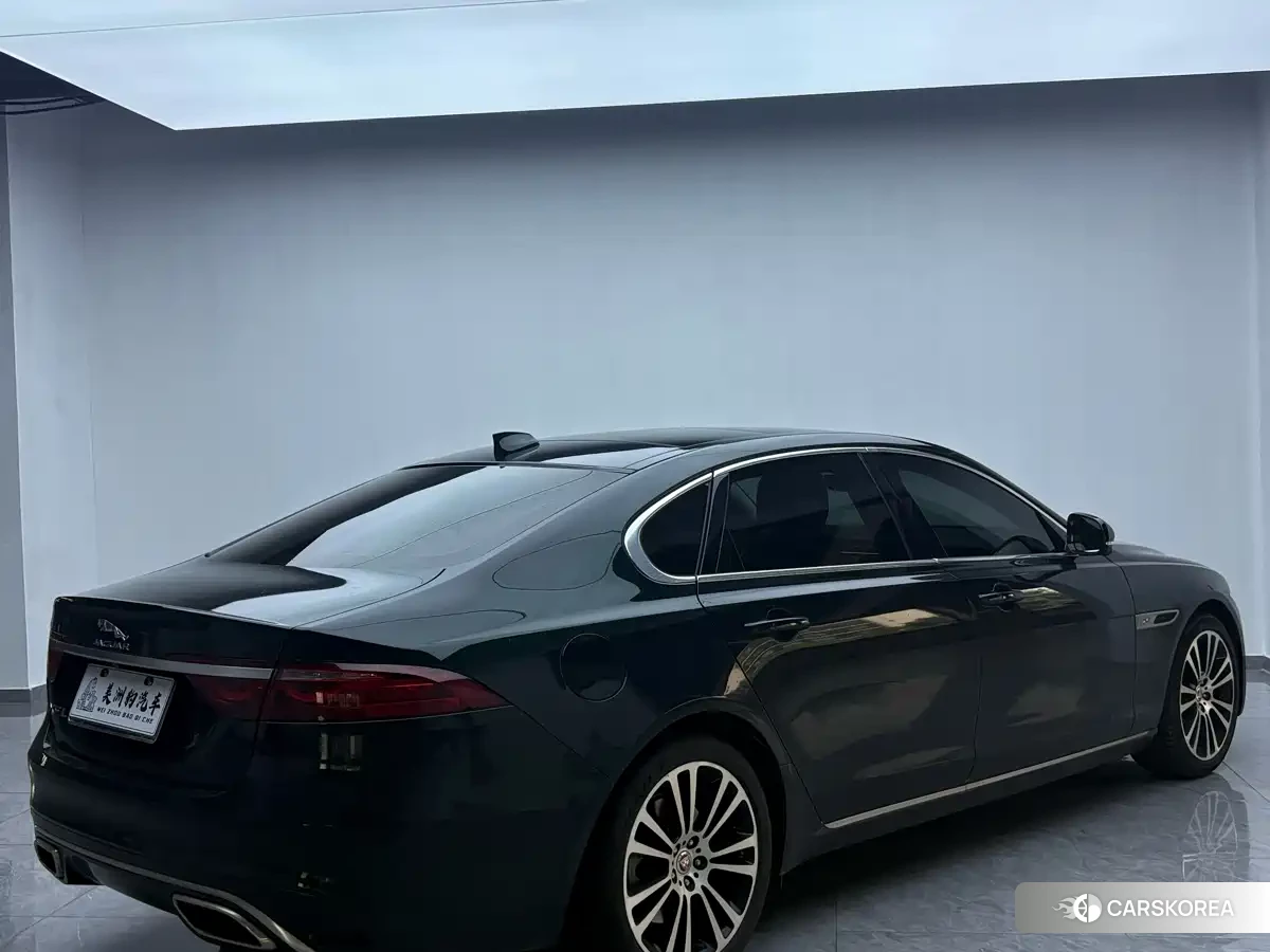 Jaguar XFL id 4554153 из Китая 8