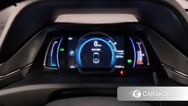 Hyundai The New Ionic Electric id 3243432 из Кореи 18