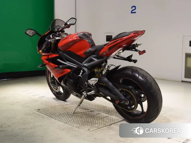 Triumph DAYTONA 675 id 4312942 из Японии 9