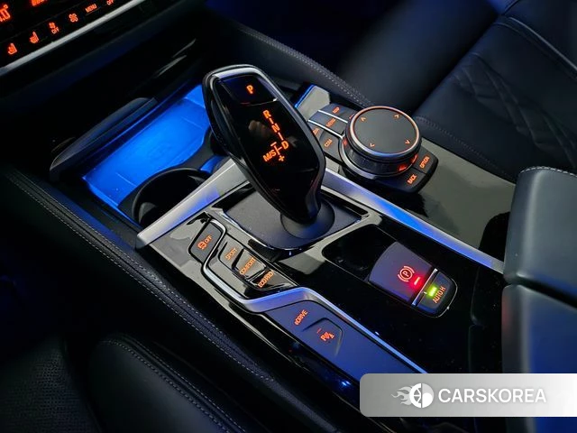 BMW 5 Series (G30) id 3889344 из Кореи 18