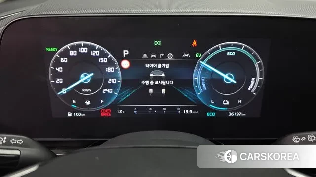 Kia Di Ol Nu Niro id 3524078 из Кореи 18